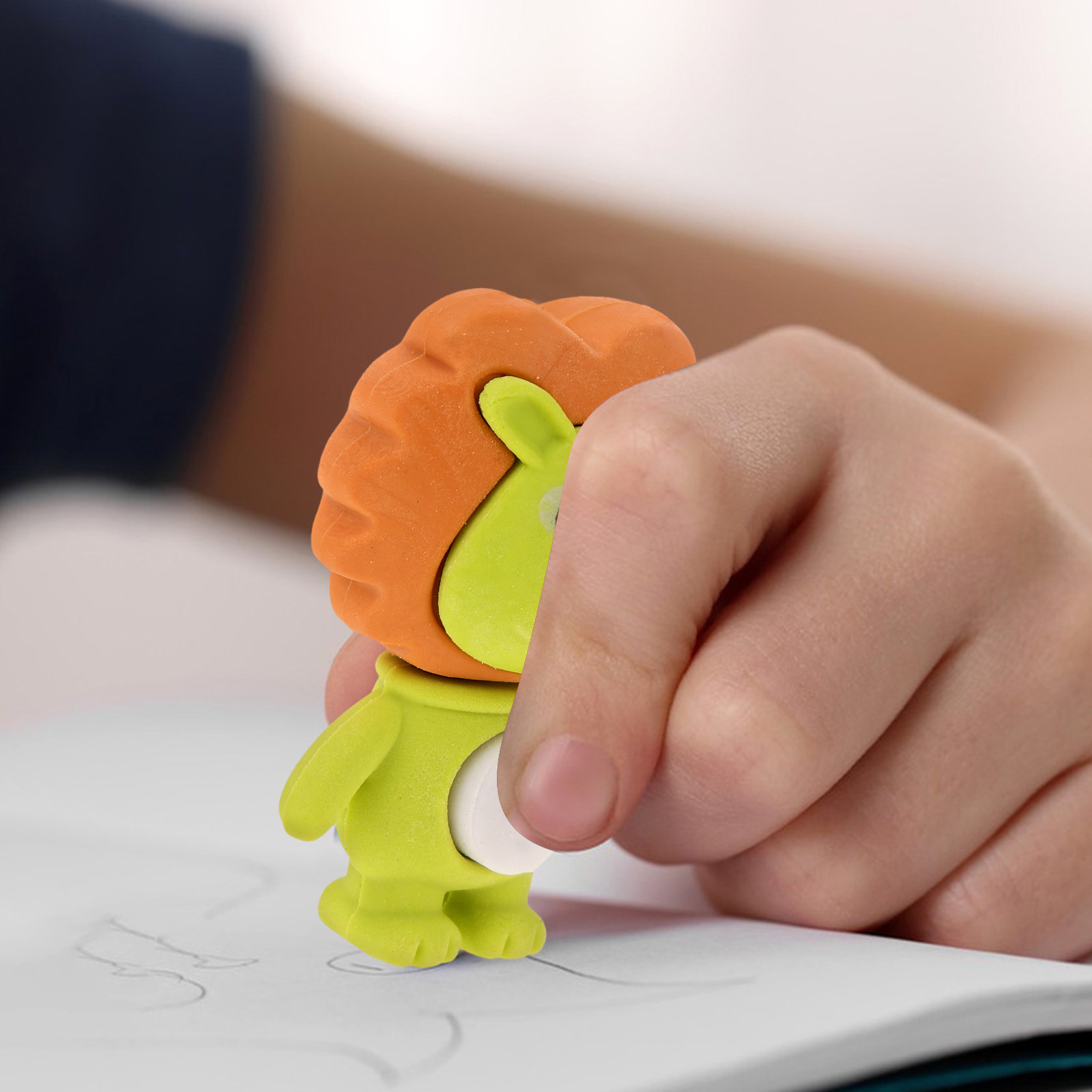 Lion Stationery & Office Supply(Kunshan)Co.Ltd - 18 Adet Küçük Aslan Şeklinde Silgi,